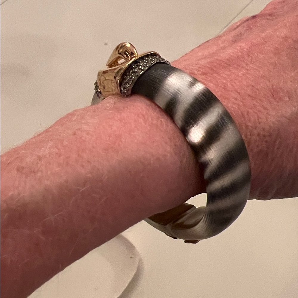 Alexis Bittar Lucite Zebra Bracelet - Picture 6 of 7